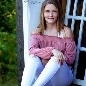 Meet your Posher, Kayla